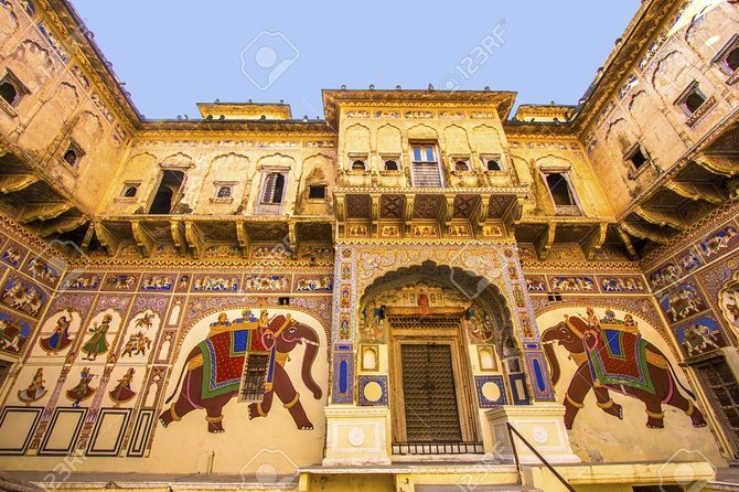 10 Days Private Royal Rajasthan Tour in Jaipur - Udaipur lake days: temples, islands, gardens, and Monsoon Palace viewpoints