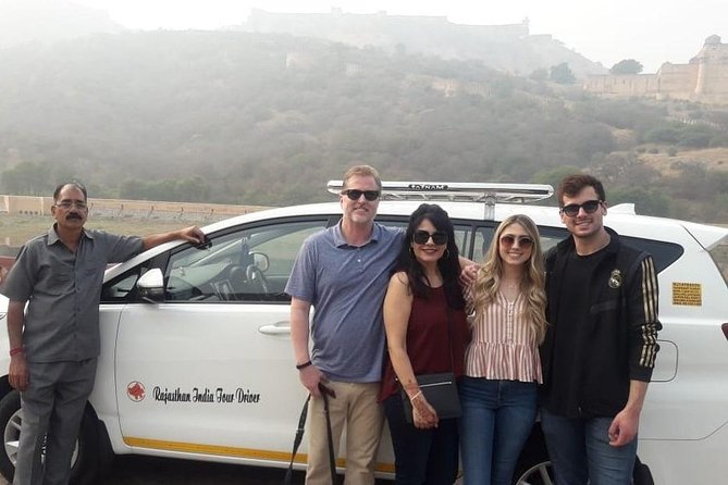 2-Day Jaipur Forts Palaces and Temples Tour - Galtaji Temple and Royal Gaitor Tumbas: the quieter side of Jaipur forts