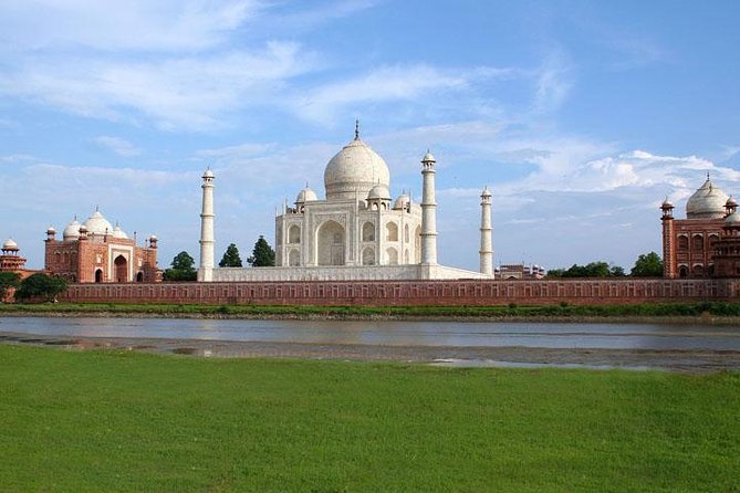 3-Day Ranthambhore Tiger Safari Tour from Jaipur to Agra ending in Delhi - Tigers and the Taj in Three Days: A Practical Combo