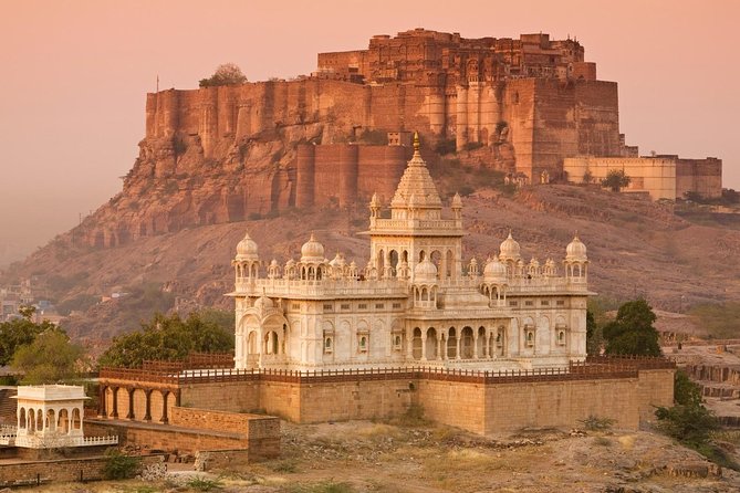 3 Days Guided Jodhpur & Udaipur Tour From Jaipur With Hotels - Hotel nights, meal rhythm, and what your money covers