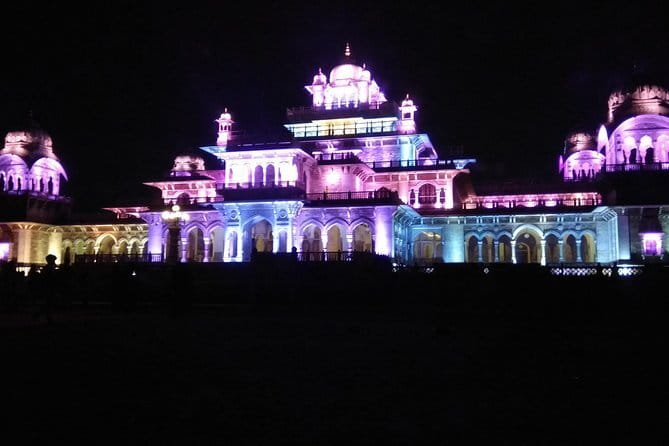 4Night and 5Days Triangle Tour from Jaipur > Agra > Delhi . - A practical triangle route that cuts decision fatigue