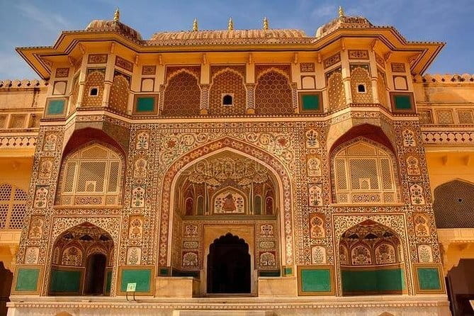 4Night and 5Days Triangle Tour from Jaipur > Agra > Delhi . - Price and value: is $400.07 per group a smart deal?