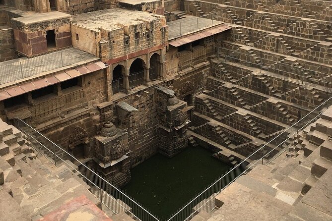 Abhaneri Chand Baori Stepwell Day Tour from Jaipur - A realistic itinerary: what each stop feels like in real time
