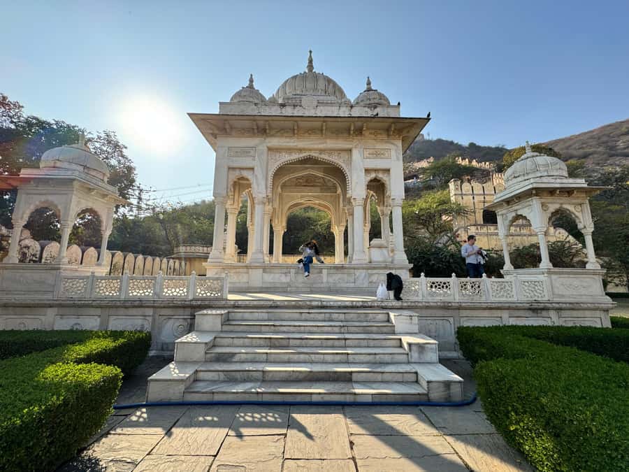 Amber Fort & Jaipur City Tour- Half or Full Day (with Guide) - City Palace: Museums, Gardens, and a Royal Residence Still in Use