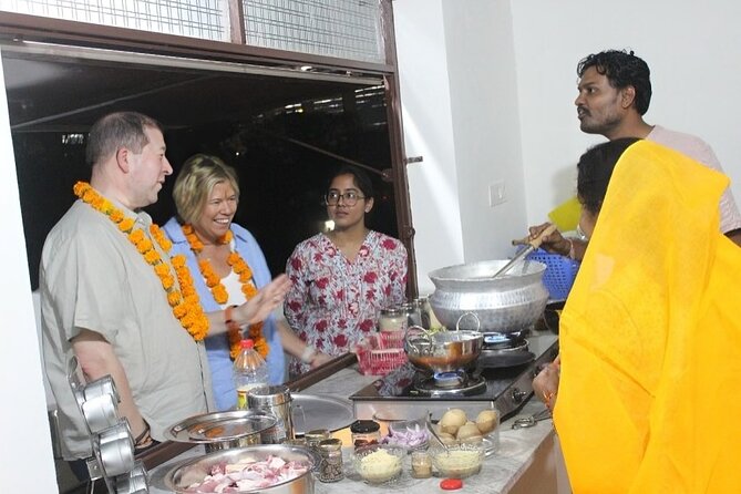 Authentic Traditional Family Cooking class in a Great Ambiance - Logistics in Jaipur: start time, meeting point, and private group comfort