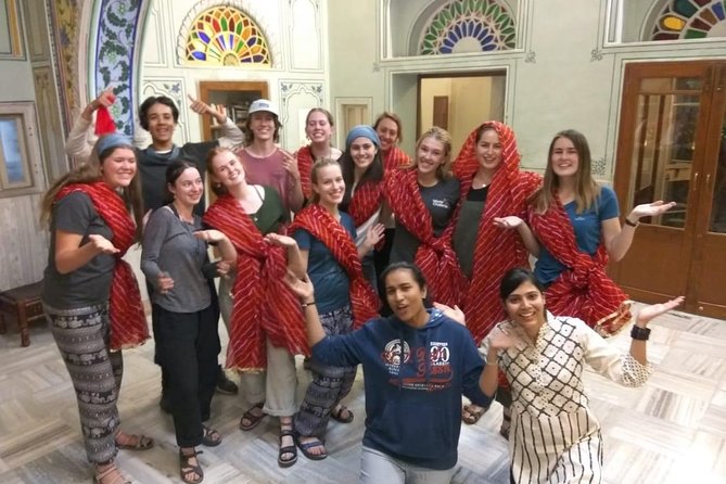 Bollywood Dance Class - Groove and shake on Hindi Movie hits ! - Quick Key Points Before You Go