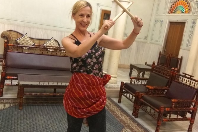 Bollywood Dance Class - Groove and shake on Hindi Movie hits ! - Inside the Historic Room: Group Size, Coach Style, and the Small-Team Vibe