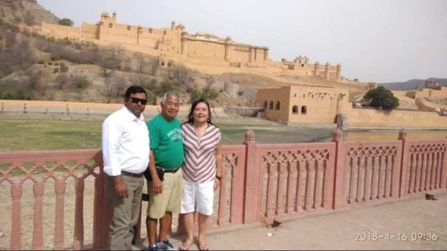 Book Govt. Approved Tour Guide for Jaipur City Tour - An 8 to 8.5 hour Jaipur loop with an official expert at your side