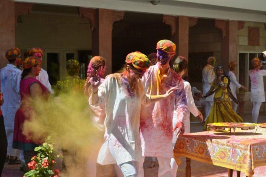 Celebrate Holi with Locals in Jaipur - Who should book this Holi tour (and who should skip it)