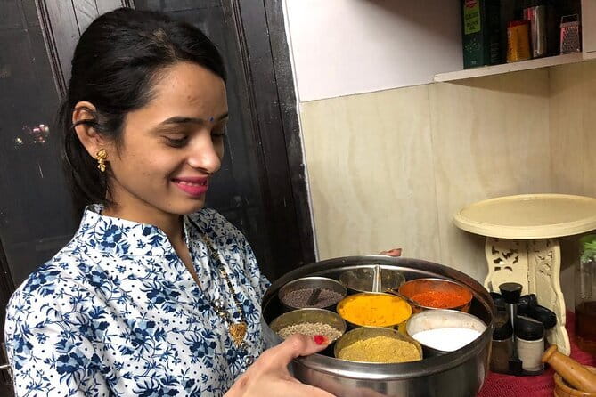 Cooking Class with Indian Family in Jaipur (Pickup & Drop Free) - Who should book this Jaipur cooking class