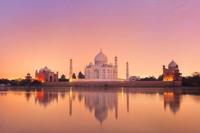 Day Trip to The Taj Mahal and Agra with Fatehpur Sikri from Jaipur - Who should book this private Agra day trip?