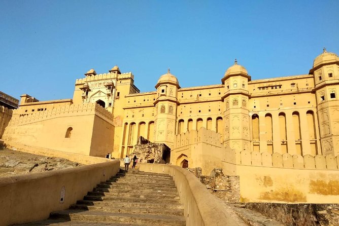 Experience the Best of Jaipur on a Full-Day Sightseeing Tour - Royal Gaitor Tumbas: Quiet, Carved Cenotaphs Outside the City Walls