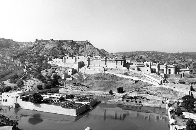 Explore Jaipur on a Motorbike - A Unique Experience - Jal Mahal Over Man Sagar Lake: The Water Palace Moment