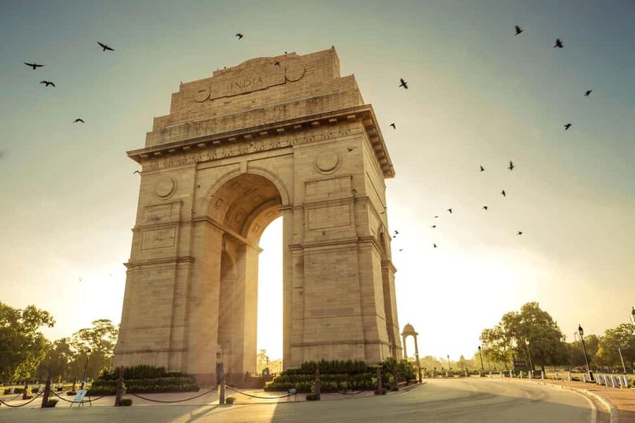 From Delhi: 3-Day Golden Triangle Tour with Agra and Jaipur - Guides, private setup, and managing expectations