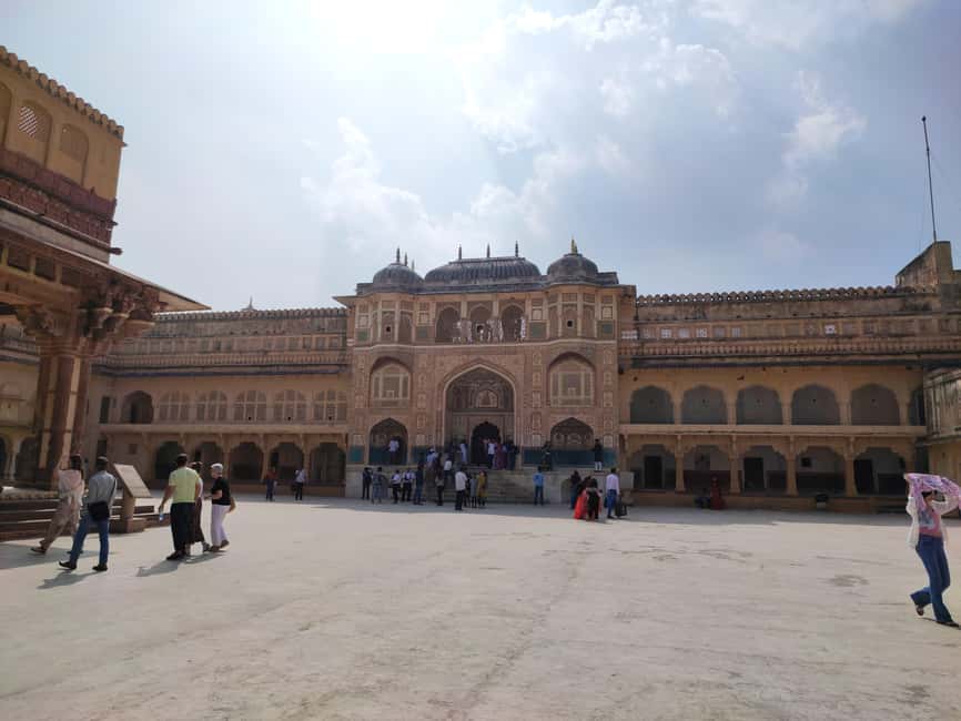 From Delhi: 3-Day Golden Triangle Tour with Agra and Jaipur - Practical tips and timing around Friday and Monday closures