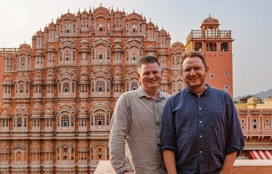 From Delhi: 6-Day Golden Triangle Tour with Ranthambore - The old walled city walking tour: bazaars, spice markets, and guide context
