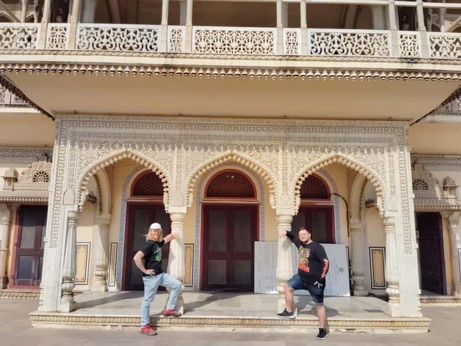 From Delhi: Jaipur Pink City Private Tour by Car - Hawa Mahal and Jal Mahal: iconic viewpoints, limited access