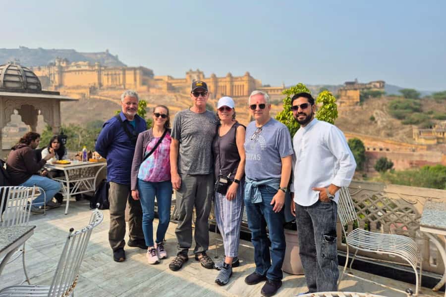 From Delhi: Jaipur Sightseeing Day Tour with Hotel Pickup - Lunch at a 5-Star Restaurant: When the Upgrade Makes Sense