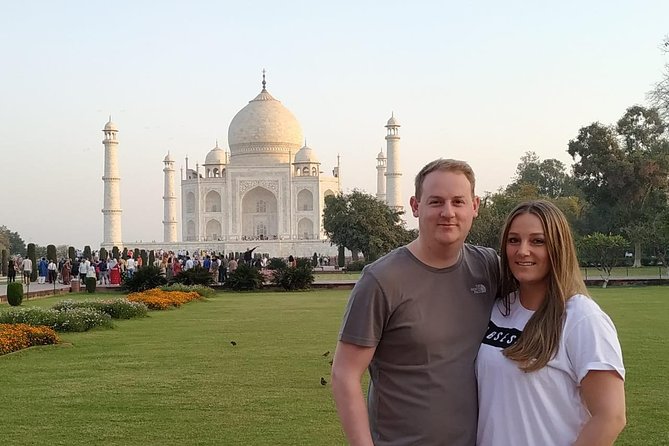 From Jaipur- 4 Day Private Jaipur & Agra Tour With Delhi Drop - Skip-the-line help, story-driven guides, and handling India’s traffic