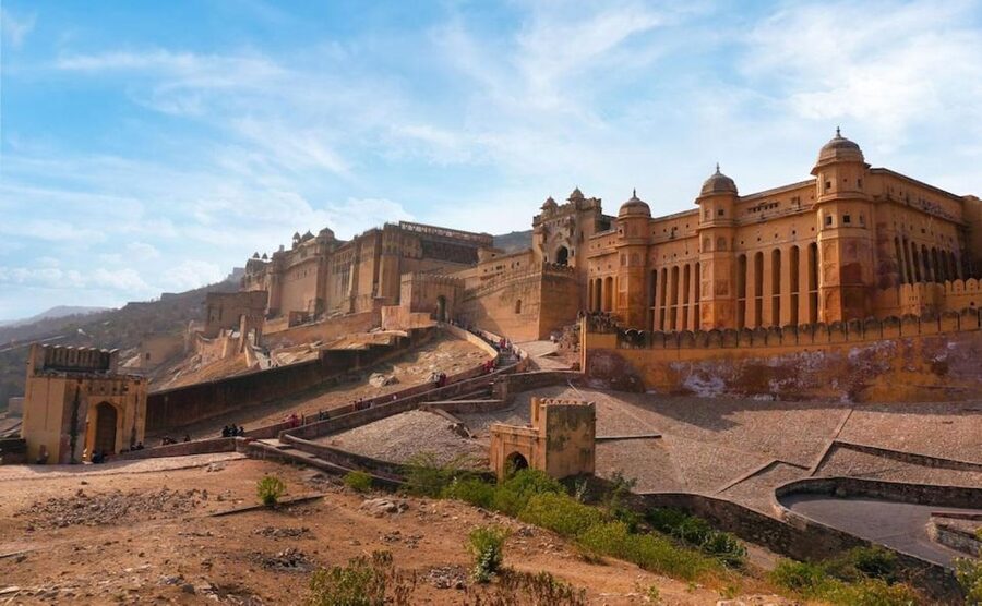 From Jaipur: Half-Day City Tour with Guide - Optional Market Time Around 12:30: A Smart Slot for Souvenirs or a Food Break