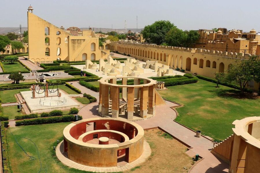 From Jaipur: Half-Day City Tour with Guide - What You’re Really Paying For: Value at About $3.85
