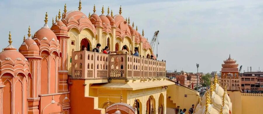 From Jaipur: Private Amber Fort, Jal Mahal and More Car Tour - Lunch in Jaipur: Handpicked Restaurant Time for Real Fuel