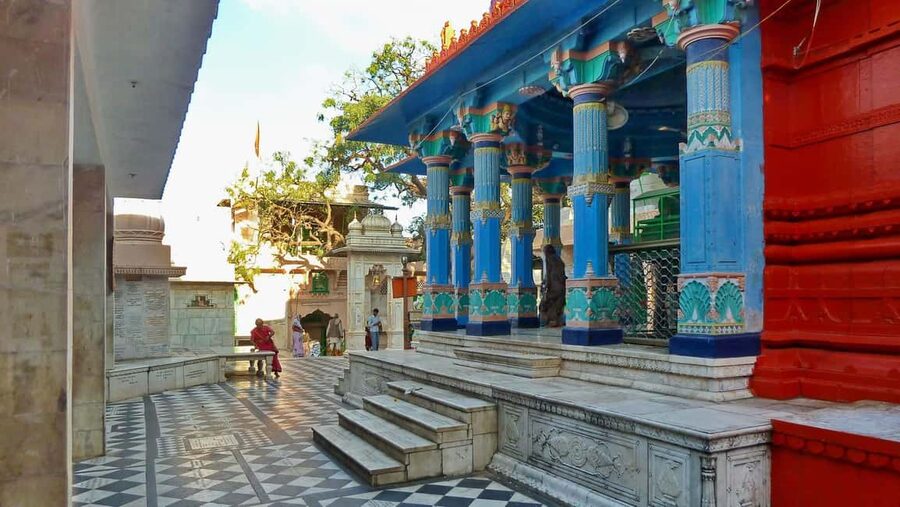 From Jaipur: Same Day Pushkar Self-Guided Day Trip - Camel ride and the Thar desert edge: scenery that breaks up temples