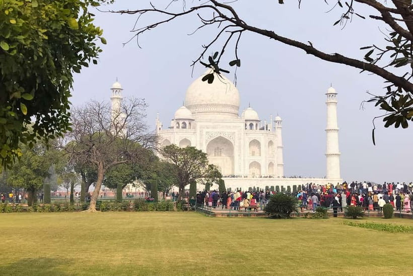 From Jaipur: Taj Mahal, Agra Fort, Baby Taj Day Trip by Car - Taj Mahal guided entry: skip the lines and choose your start time