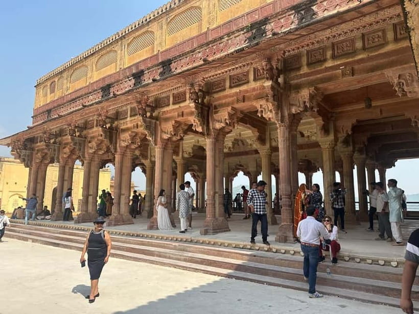 From Jaipur: Taj Mahal, Agra Fort, Baby Taj Day Trip by Car - Lunch break in Agra: included only when you select it