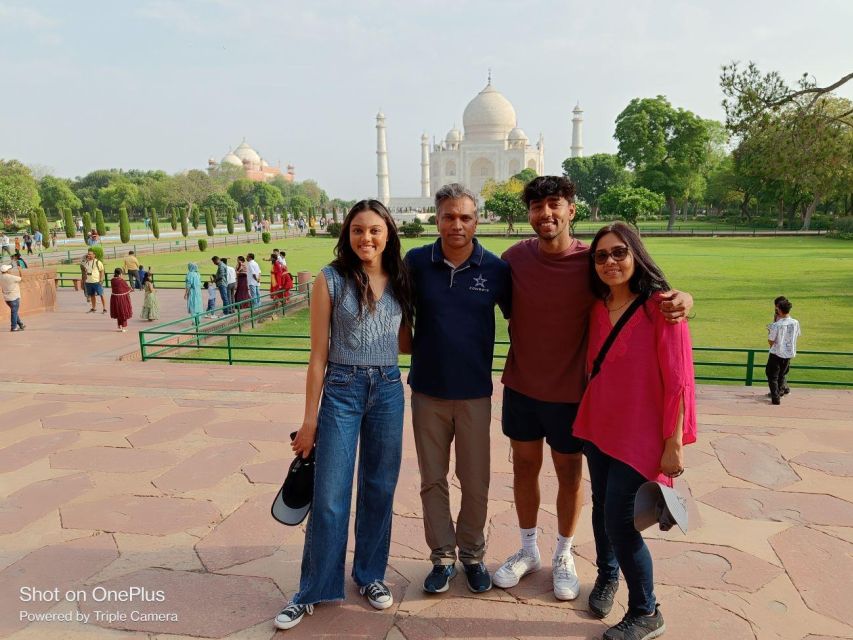From Jaipur: Taj Mahal & Agra Private Guided Day Tour - Agra Fort: Akbar’s fortress in one hour and why it pairs so well with the Taj