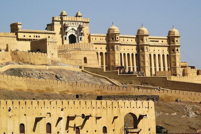 Full day Jaipur sightseeing tour by tuk tuk. - Jal Mahal on the water: quick views that change with your angle
