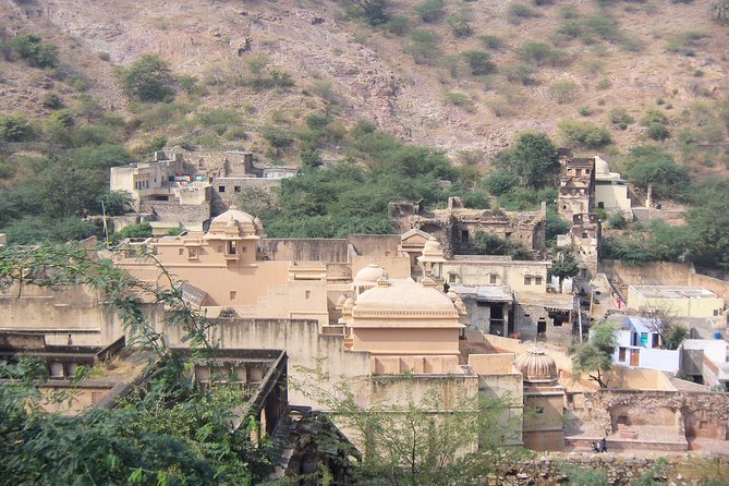 Full Day Jaipur sightseeing without Tickets - City Palace: royal residence, courtyards, and the Man Singh II Museum