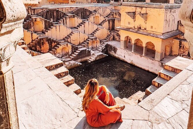 Full-Day Jaipur Tour Ending with a Sunset Experience - City Palace and Jantar Mantar: Royal Design Meets Cosmic Math
