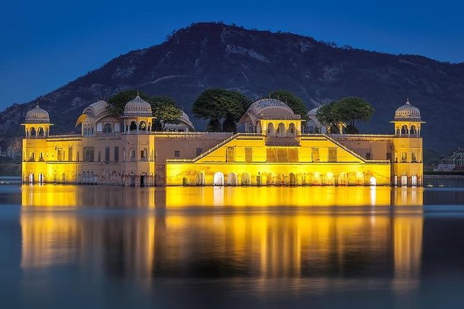 Guided Jaipur Tour by Day & Night with Traditional Indian Dinner - Jantar Mantar: UNESCO astronomy you can actually see