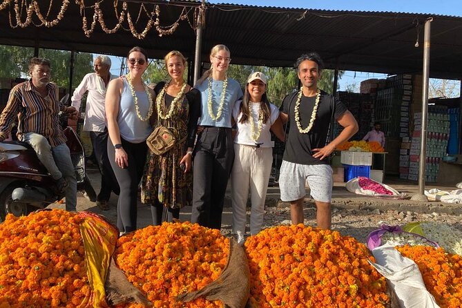 Guided Morning Bicycle Tour with Food Tasting in Jaipur - The Bikes, Helmets, and Safety Setup You’ll Actually Feel
