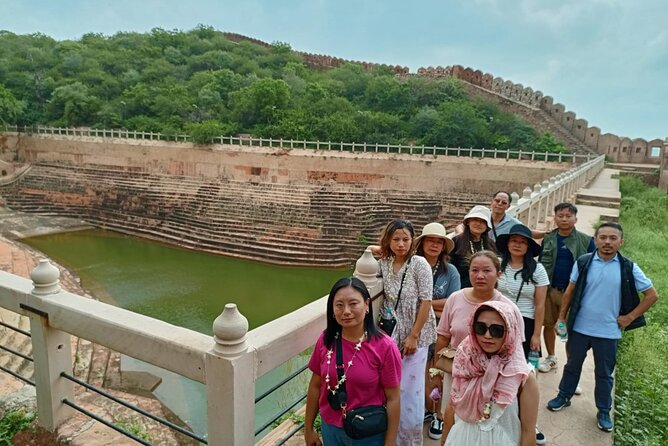 Guided Nahargarh Bicycle Tour with Food Tasting - Why this Nahargarh bike tour feels different before you even start
