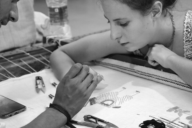 Hands-on Embroidery Workshop - Stitches First: Borders, Outlines, Fill, and Accents