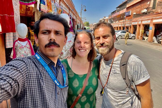 Heritage Culture and History Walking Tour in Jaipur - Mandir Shri Ram Chandra Ji: A Free Temple Pause