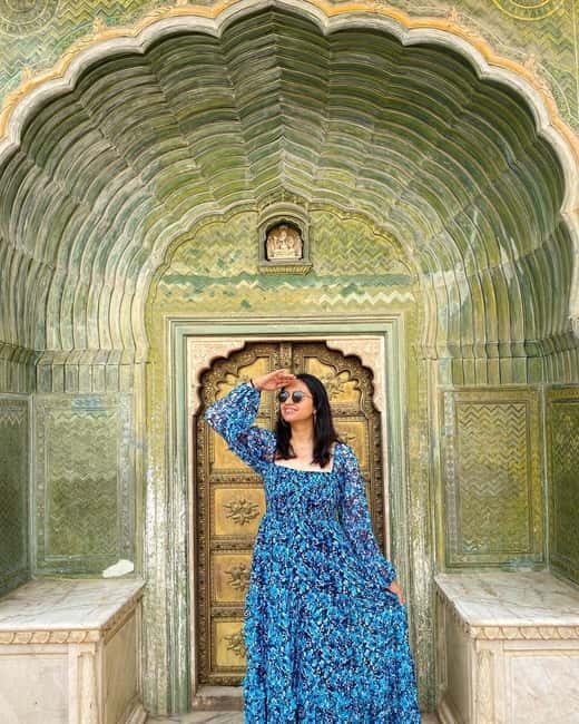 Jaipur: 2-Day City Sightseeing Tour with Cab & Guide - Lunch, Albert Hall Museum, Birla Mandir, and Patrika Gate