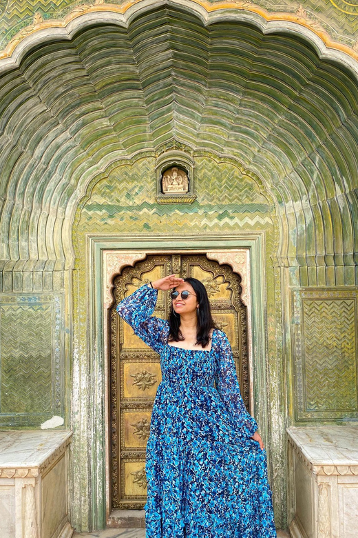 Jaipur: 2-Day City Sightseeing Tour with Cab & Guide - Price and Value: What $25 per Person Really Buys You