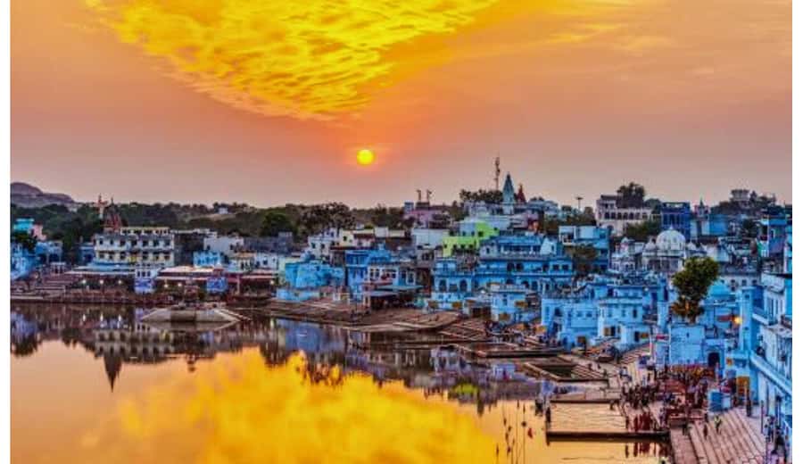 Jaipur: Ajmer & Pushkar Day Trip with Lunch & Camel ride - Brahma Temple and Pushkar Lake: two different kinds of sacred