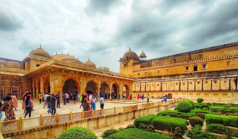 Jaipur: Amber Fort Guided Tour and Entry Ticket - Sheesh Mahal: the mirror palace moment you’ll remember