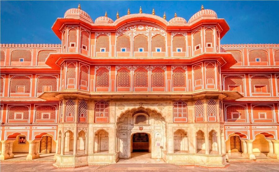 Jaipur: Amber Fort, Jal Mahal and Hawa Mahal Private Tour - Jantar Mantar: turning astronomy into big, human-scale instruments