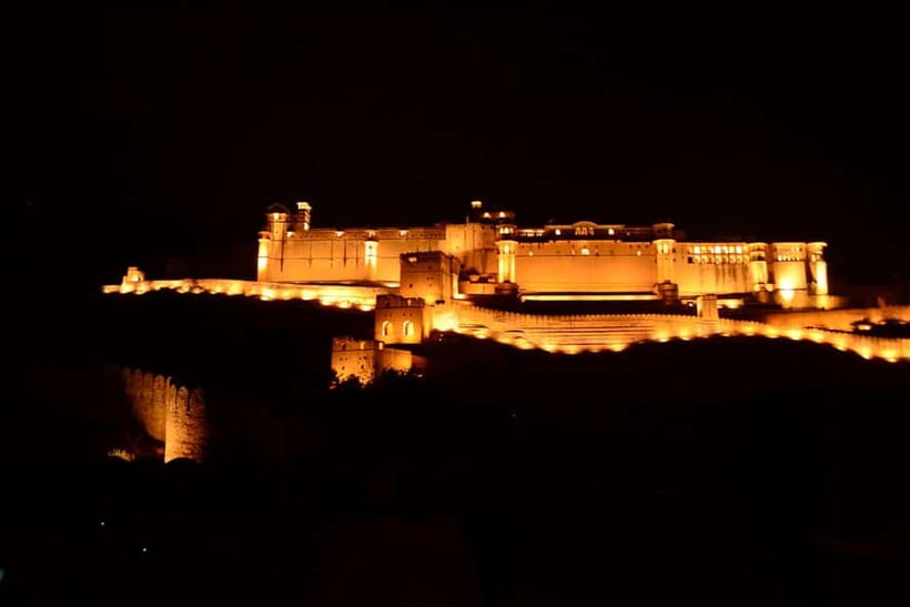 Jaipur: Amber Fort Light & Sound Show with Dinner - Amer Fort After Dark: Why This Works Better Than a Day Visit