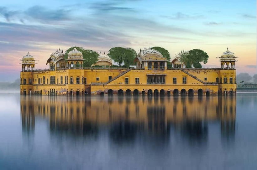 Jaipur City Tour Elephant Ride with Guide - Elephant village stop: a closer look at life around the fort route