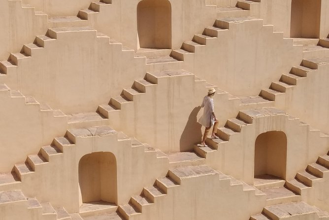 Jaipur Full Day - Jantar Mantar: Nineteen Instruments for Reading the Sky