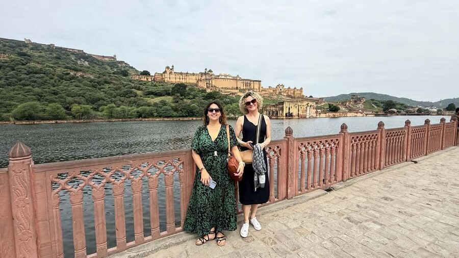 Jaipur: Full Day City Highlights Tour with Tour Guide - Jal Mahal: a lake palace photo stop with one built-in limitation