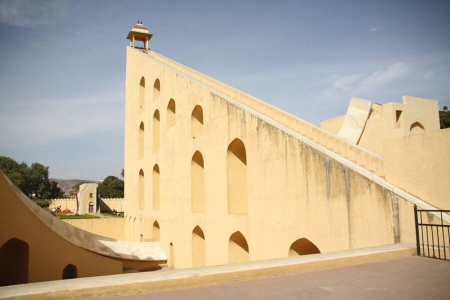 Jaipur: Full-Day Private Sightseeing Tour by Tuk Tuk - Jal Mahal: The Palace Sitting in the Water