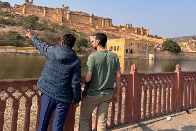 Jaipur Full-Day Private Tour By Car, Guide & Skip-the-Line Entry - Stop 1: Hawa Mahal with the right amount of time