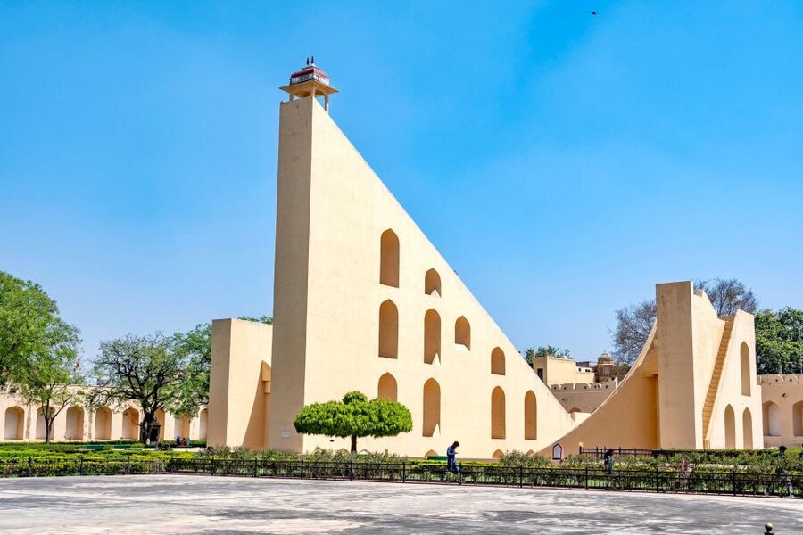 Jaipur: Full-Day Sightseeing Tour with Guide and Lunch - Jantar Mantar: UNESCO context with giant instruments